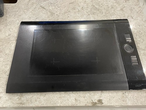 Wacom intuos large 47x32cm - wacom,